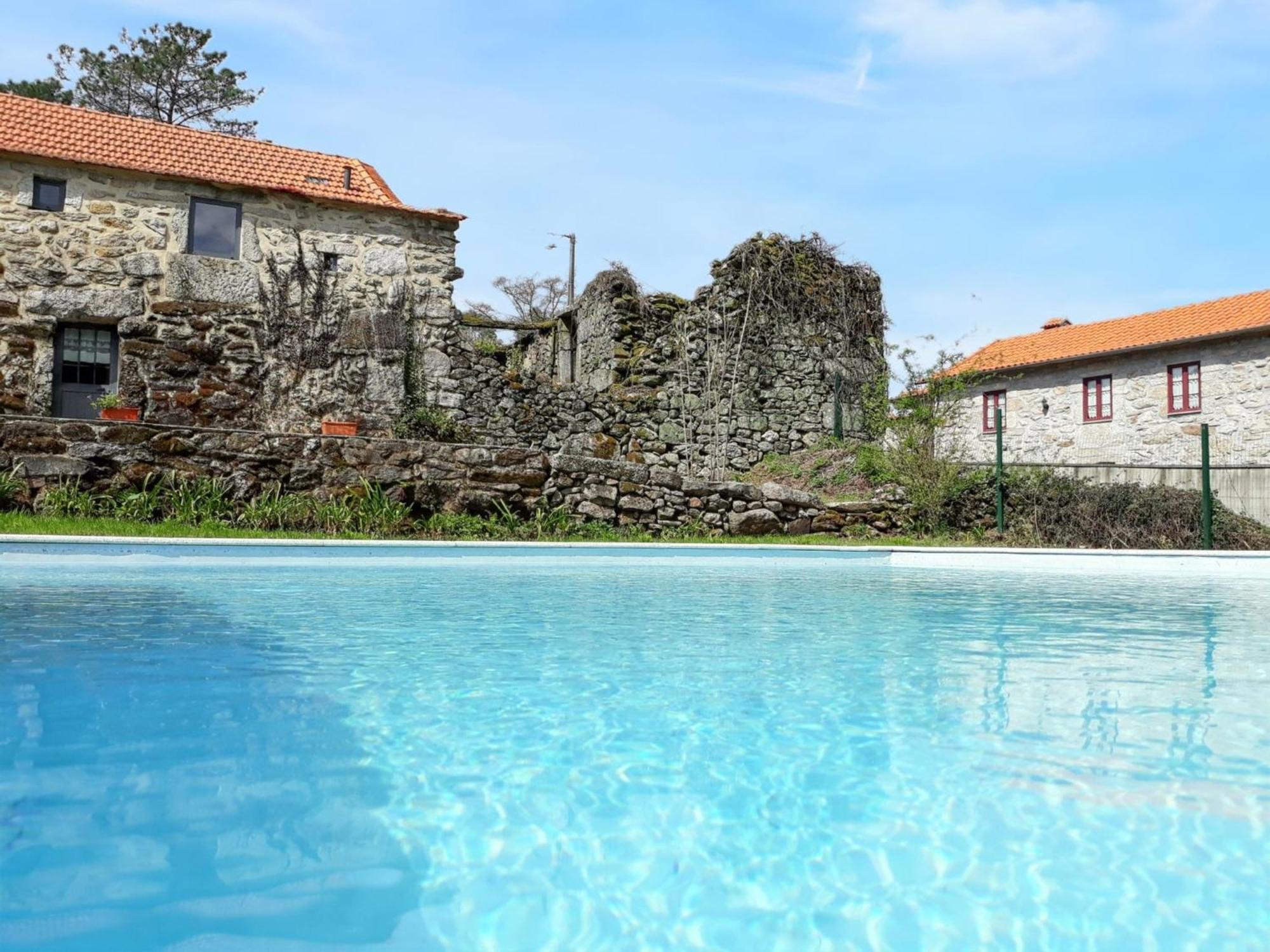 Вилла Welcoming House With Mountain View In Agueda Shared Pool Urgueira  Экстерьер фото